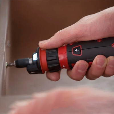 Аккумуляторная отвертка SKIL SD5612 4V